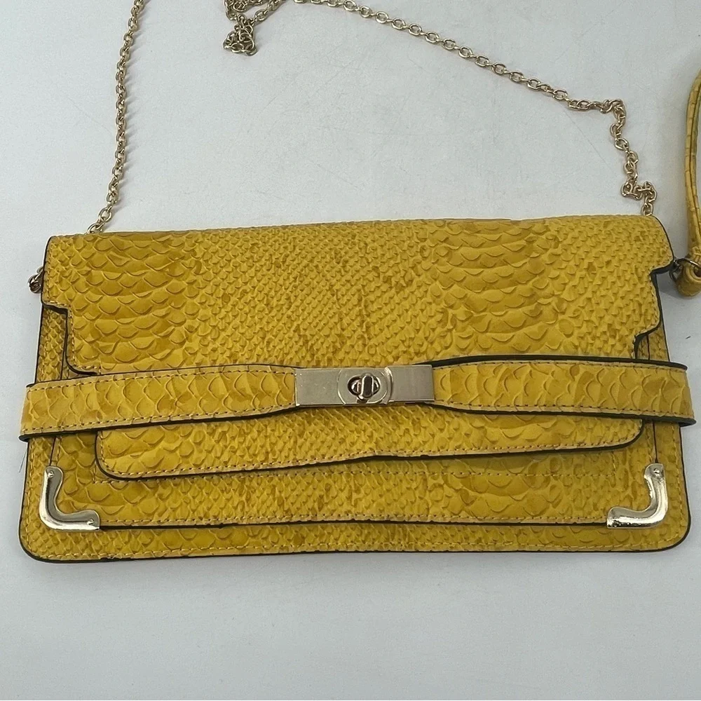 Vintage J Francis Clutch Purse With Removable Chain Strap Yellow